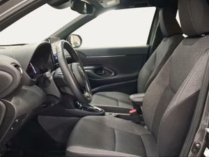 Toyota Yaris Cross 1.5 120H Active Plus  - Foto 13