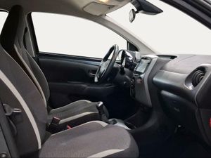 Toyota Aygo 1.0 70 x-play  - Foto 7