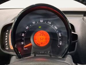 Toyota Aygo 1.0 70 x-play  - Foto 15