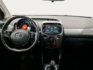 Toyota Aygo 1.0 70 x-play  - Foto 9