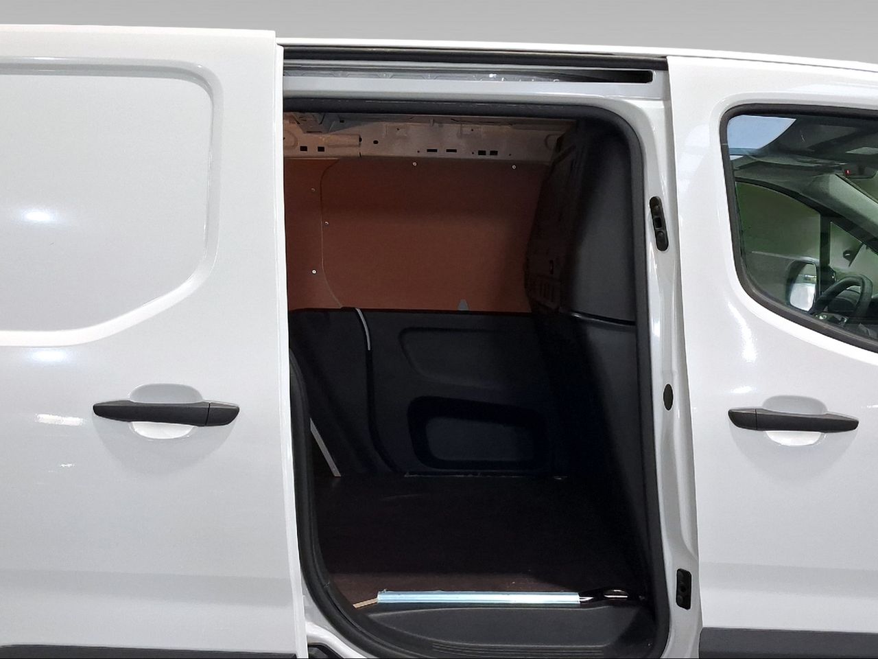 Toyota Proace City L1 1PL VAN GX 1.5 L 130CV M/T 6V   - Foto 12