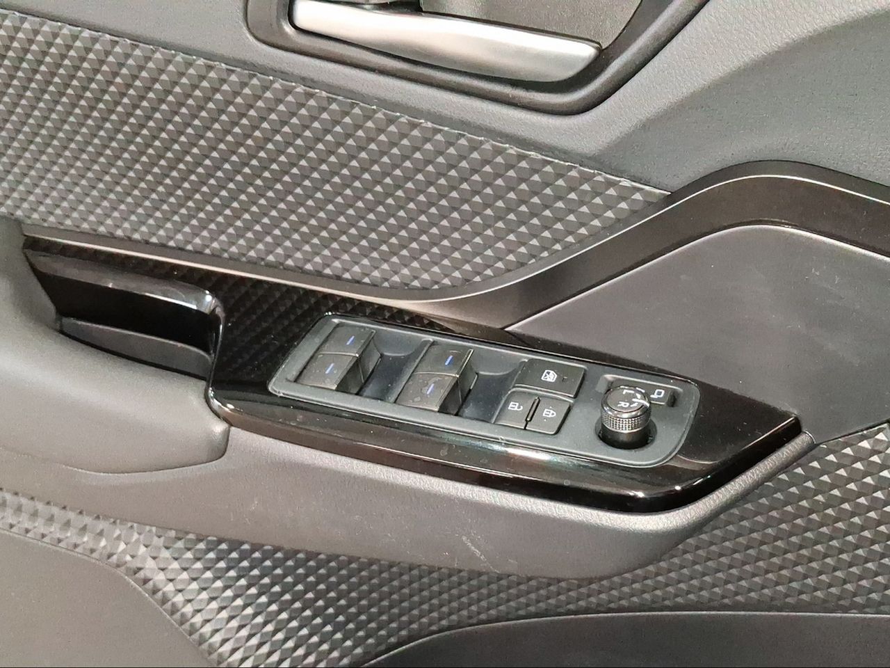 Toyota C-HR 1.8 125H Advance  - Foto 24