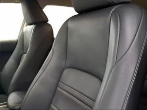 Lexus NX 2.5 300h Premium 2WD  - Foto 17