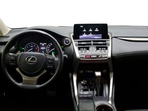Lexus NX 2.5 300h Premium 2WD  - Foto 9