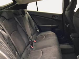 Toyota Prius Plug-In 125PH Advance  - Foto 8