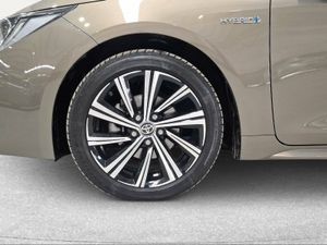 Toyota Corolla 1.8 125H STYLE E-CVT TOURING SPORT  - Foto 17