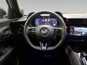 Alfa Romeo Junior Ibrida Speciale 100kW (136CV)  - Foto 10