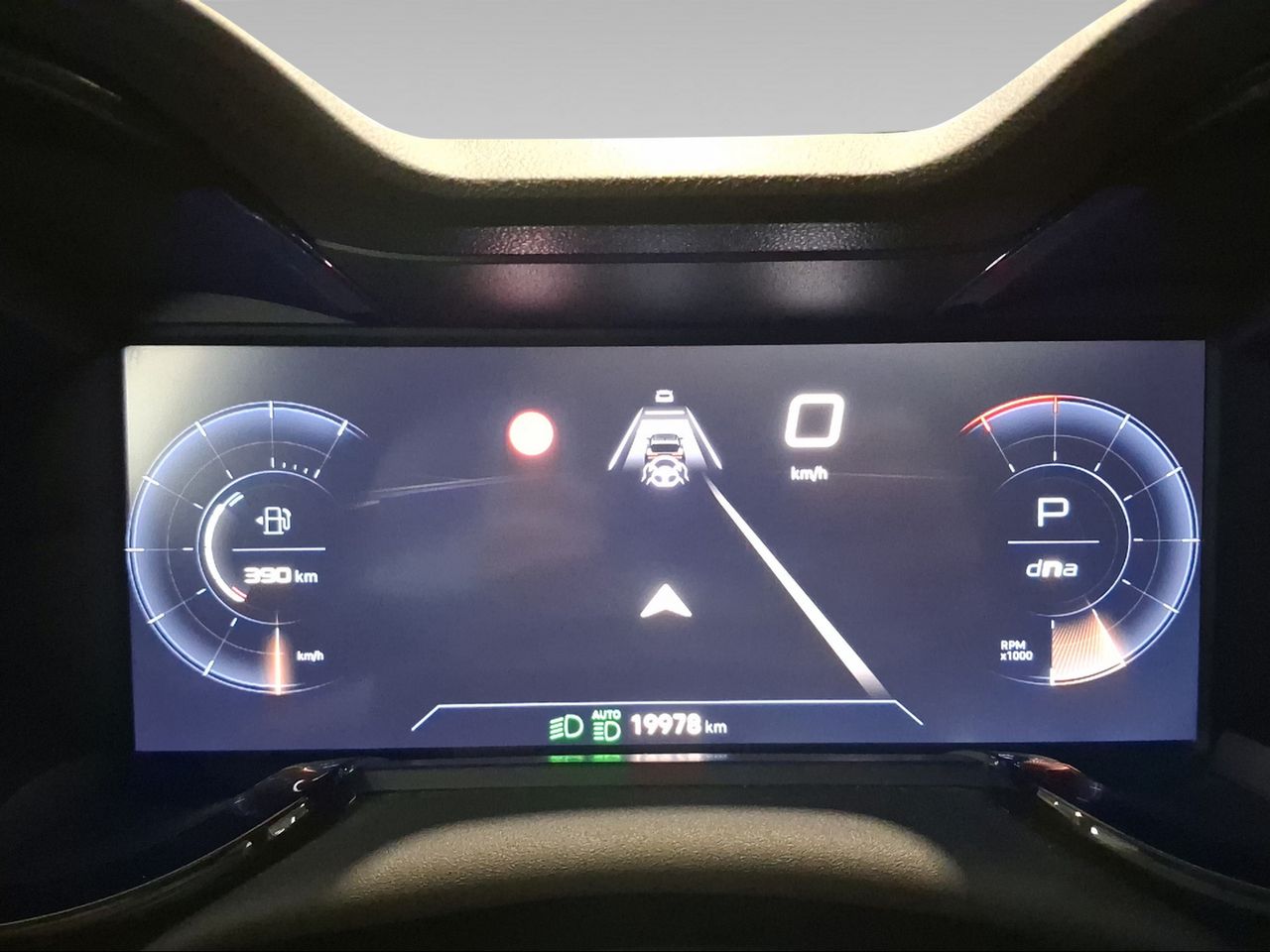 Alfa Romeo Junior Ibrida Speciale 100kW (136CV)  - Foto 11