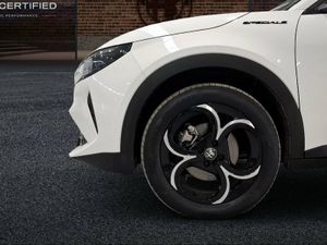 Alfa Romeo Junior Ibrida Speciale 100kW (136CV)  - Foto 14