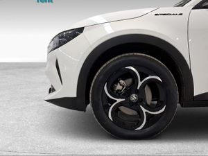 Alfa Romeo Junior Ibrida Speciale 100kW (136CV)  - Foto 14