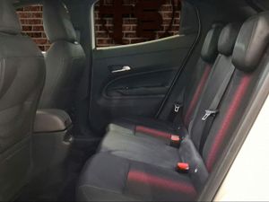 Alfa Romeo Junior Ibrida Speciale 100kW (136CV)  - Foto 13