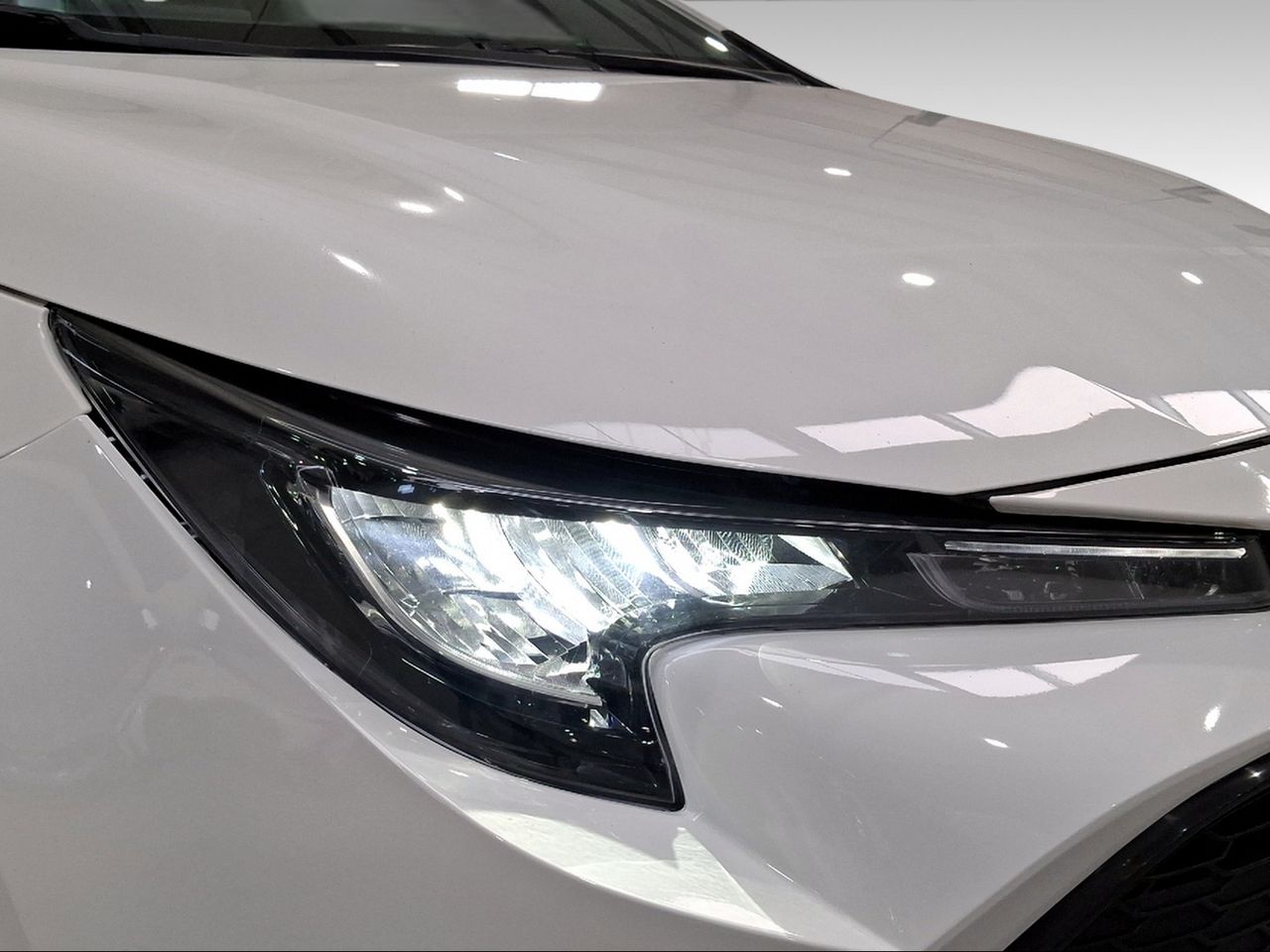 Toyota Corolla 1.8 125H ACTIVE TECH E-CVT  - Foto 24