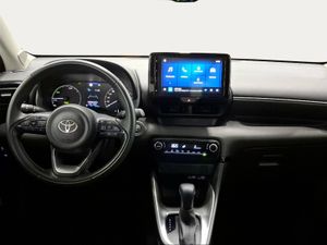 Toyota Yaris 1.5 120H Active Plus  - Foto 9