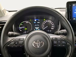 Toyota Yaris 1.5 120H Active Plus  - Foto 14