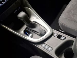 Toyota Yaris 1.5 120H Active Plus  - Foto 21