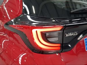 Toyota Yaris 1.5 120H Active Plus  - Foto 24