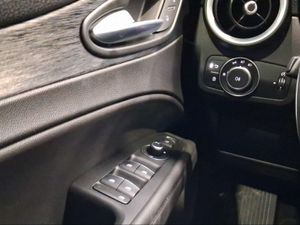 Alfa Romeo Stelvio 2.2 Diesel 118kW (160CV) SPRINT RWD  - Foto 20