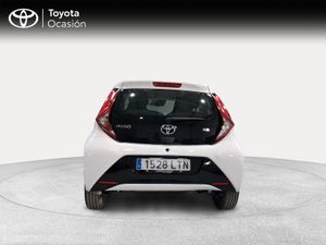 Toyota Aygo 1.0 70 x-play  - Foto 5