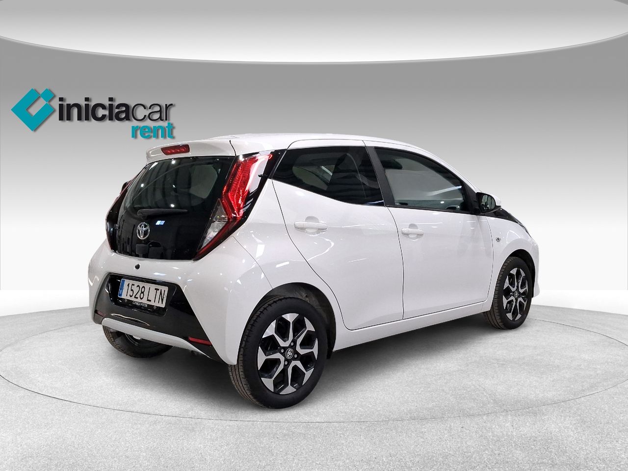 Toyota Aygo 1.0 70 x-play  - Foto 19