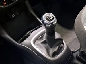 Toyota Aygo 1.0 70 x-play  - Foto 21