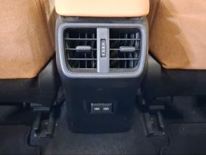 Lexus UX 2.0 250h Business  - Foto 20