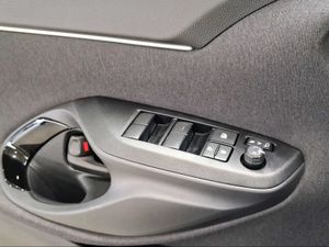 Toyota Yaris 1.5 120H Active Plus  - Foto 22