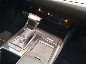 Lexus ES 2.5 300h Premium  - Foto 17