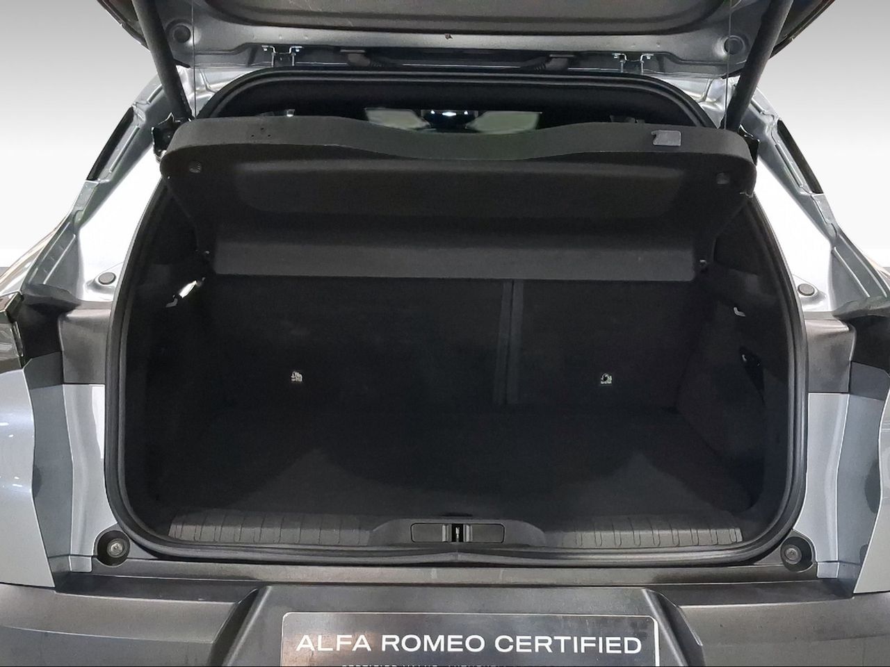 Alfa Romeo Junior Ibrida 100kW (136CV)  - Foto 7