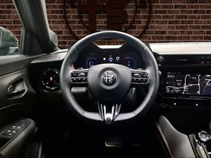 Alfa Romeo Junior Ibrida 100kW (136CV)  - Foto 10