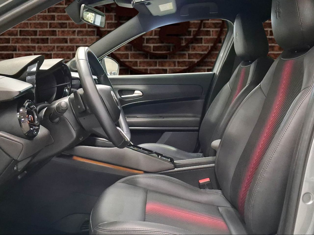 Alfa Romeo Junior Ibrida 100kW (136CV)  - Foto 12