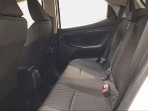 Toyota Yaris 1.5 120H Active Tech  - Foto 12