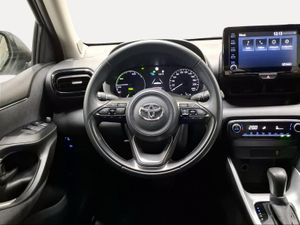 Toyota Yaris 1.5 120H Active Tech  - Foto 10