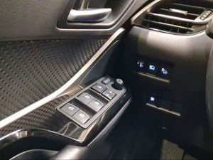 Toyota C-HR 1.8 125H Advance  - Foto 23