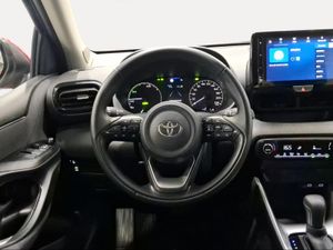 Toyota Yaris 1.5 120H Active Plus  - Foto 9