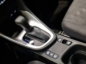 Toyota Yaris 1.5 120H Active Plus  - Foto 21