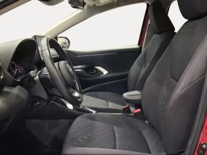 Toyota Yaris 1.5 120H Active Plus  - Foto 11