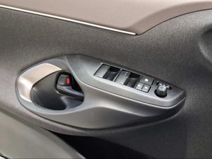 Toyota Yaris Cross 1.5 120H Style  - Foto 25