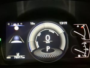 Lexus UX 2.0 250h Business  - Foto 12