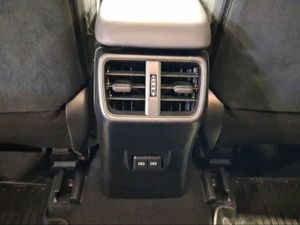 Lexus UX 2.0 250h Business  - Foto 18