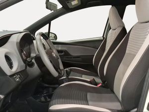 Toyota Yaris 1.3 100 Feel  - Foto 13