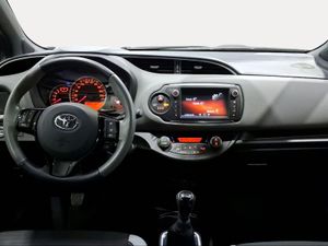 Toyota Yaris 1.3 100 Feel  - Foto 9