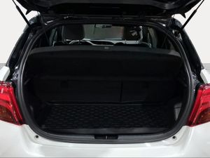 Toyota Yaris 1.3 100 Feel  - Foto 11