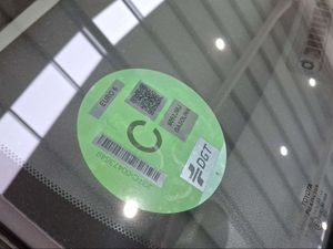 Toyota Yaris 1.3 100 Feel  - Foto 24