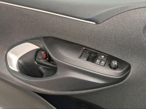 Toyota Yaris 1.5 120H Business Plus  - Foto 24