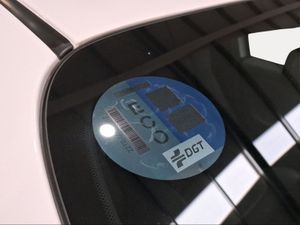 Toyota Yaris 1.5 120H Style  - Foto 24