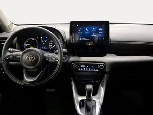 Toyota Yaris 1.5 120H Active Plus  - Foto 9