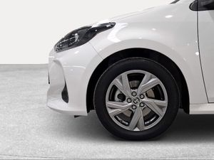 Toyota Yaris 1.5 120H Active Plus  - Foto 17