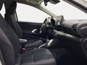 Toyota Yaris 1.5 120H Active Plus  - Foto 7