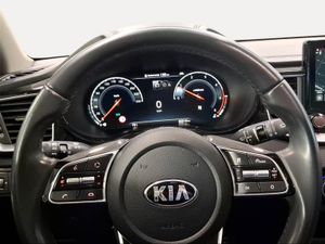 Kia XCeed 1.6 MHEV iMT Emotion 100kW (136CV)  - Foto 14