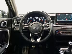 Kia XCeed 1.6 MHEV iMT Emotion 100kW (136CV)  - Foto 10